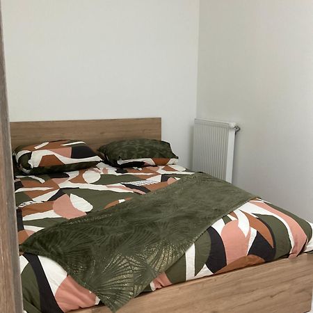 Kezy Appartement 4 Personne Bebe Reims Exterior photo